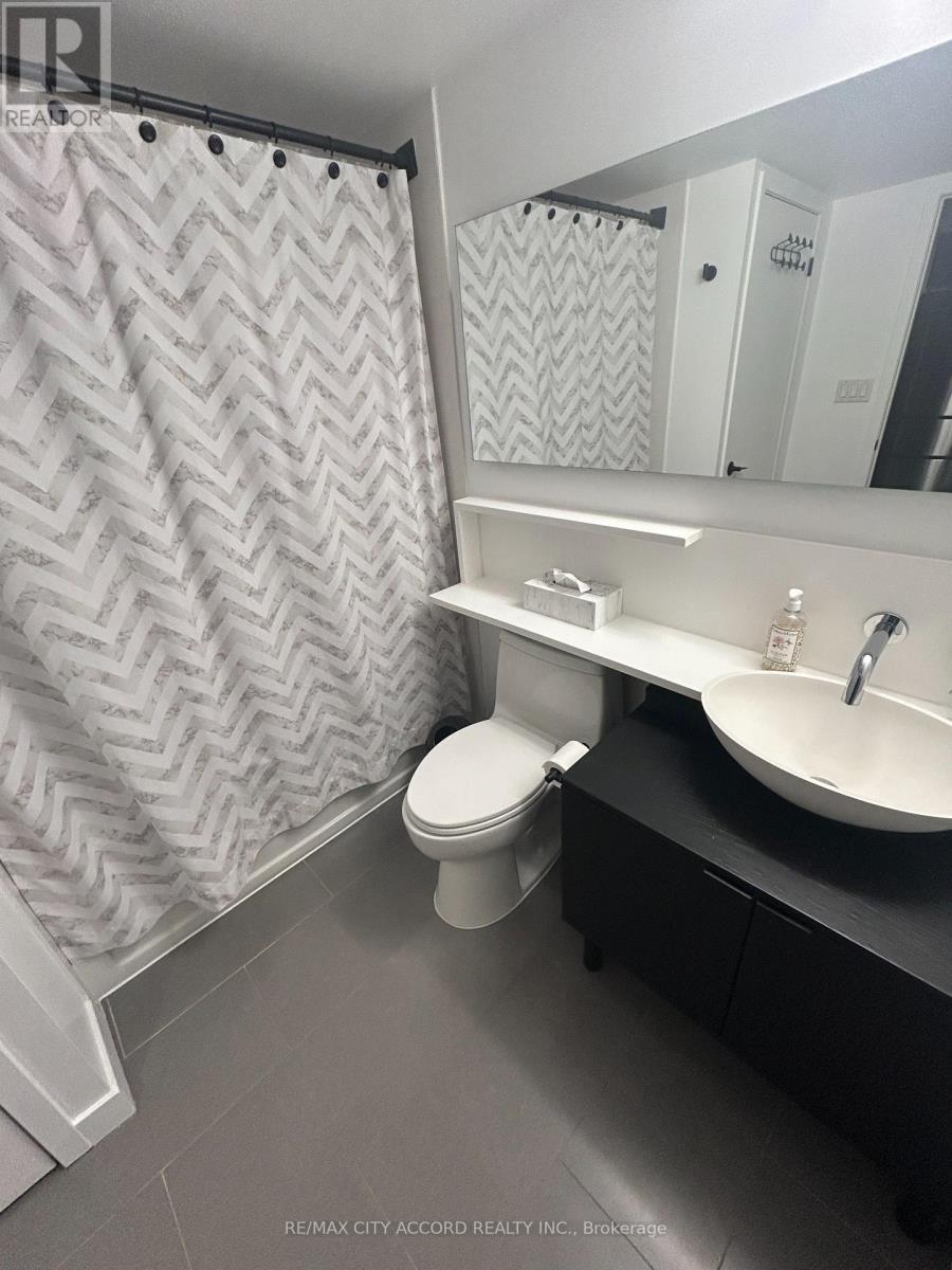 1505 - 15 Fort York Blvd Boulevard, Toronto, Ontario  M5V 3Y4 - Photo 13 - C13090996