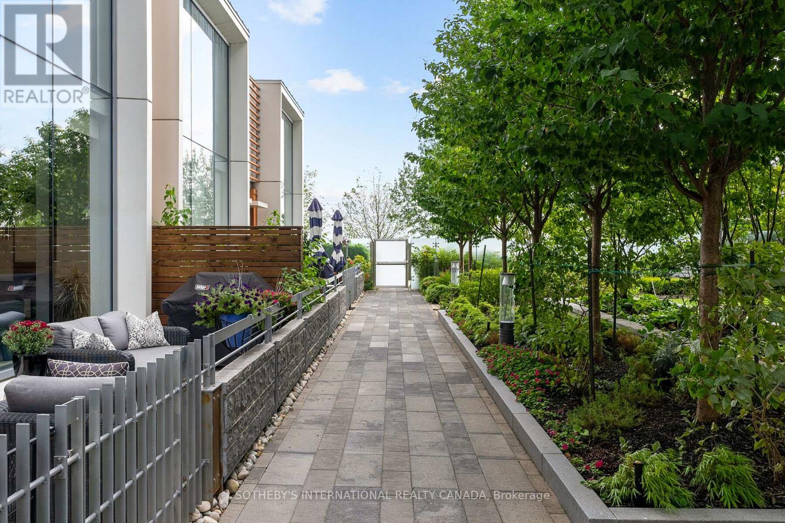 TH 115 - 29 QUEENS QUAY E, Toronto, Ontario