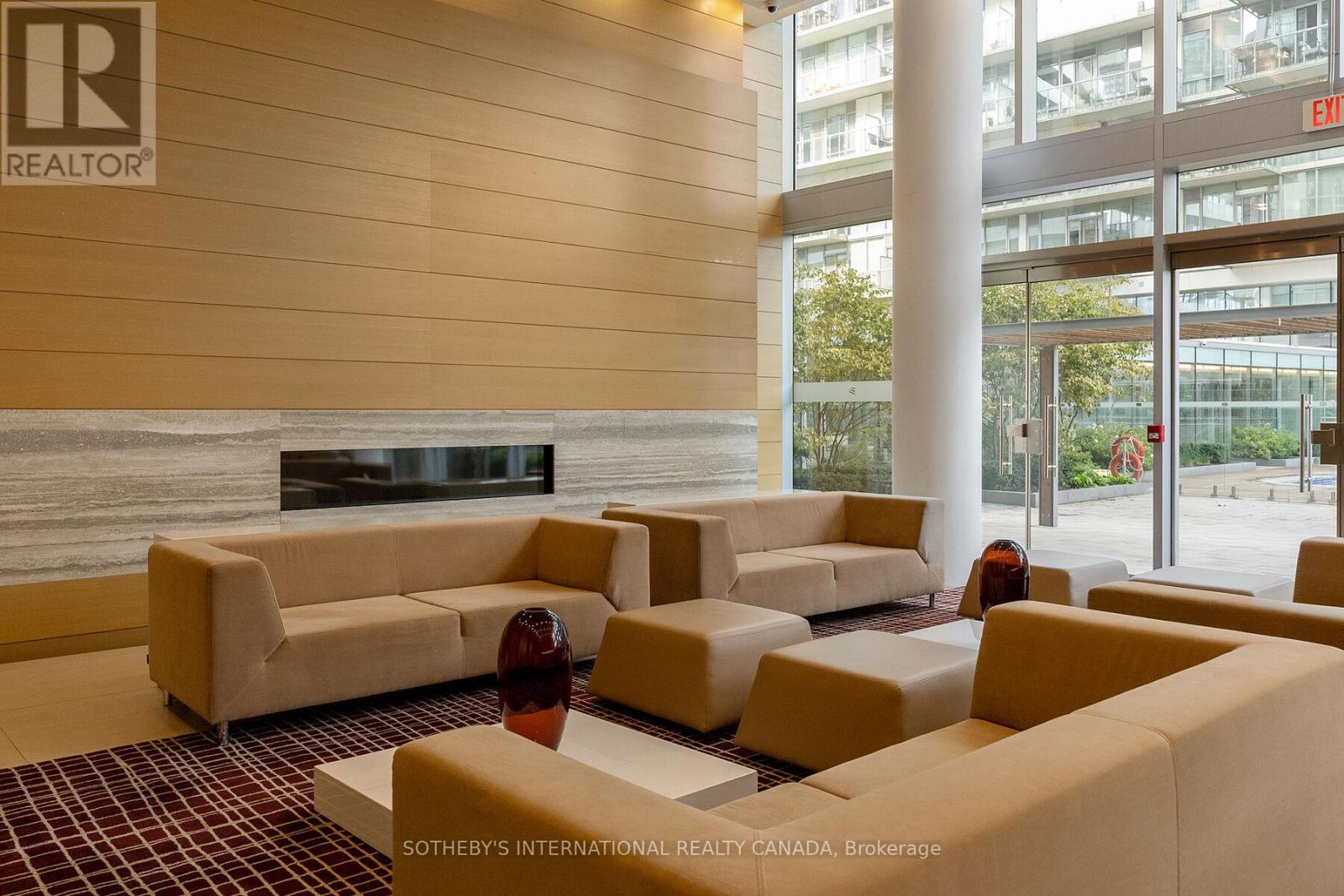 Th 115 - 29 Queens Quay E, Toronto, Ontario  M5E 0A4 - Photo 34 - C13091022