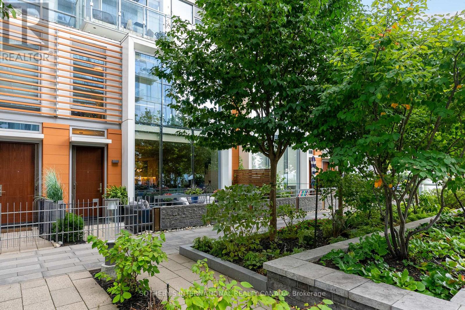 Th 115 - 29 Queens Quay E, Toronto, Ontario  M5E 0A4 - Photo 35 - C13091022