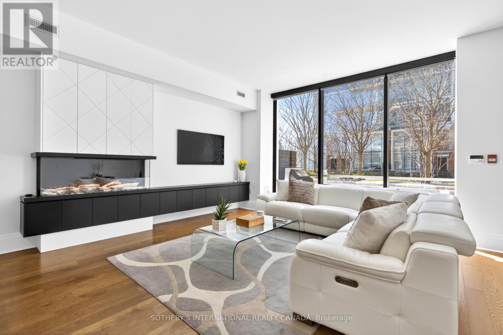 Th 115 - 29 Queens Quay E, Toronto, Ontario  M5E 0A4 - Photo 7 - C13091022