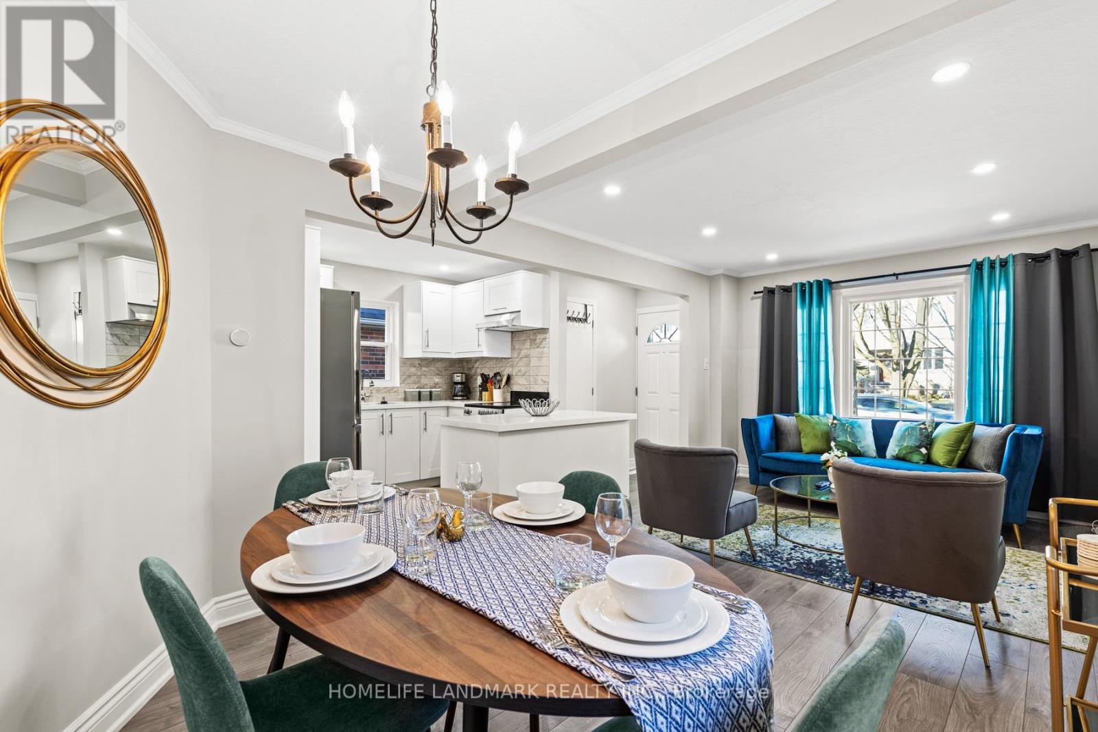 107 PARKLEA DRIVE, Toronto, Ontario