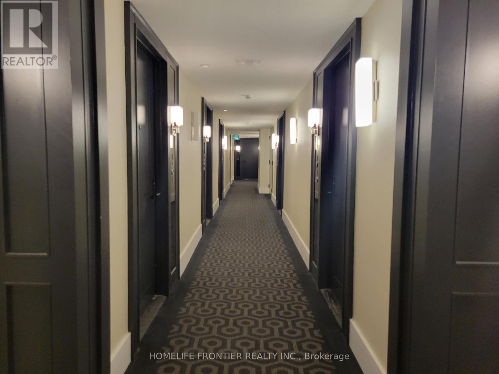 1701 - 955 Bay Street, Toronto, Ontario  M5S 2A2 - Photo 2 - C13091068