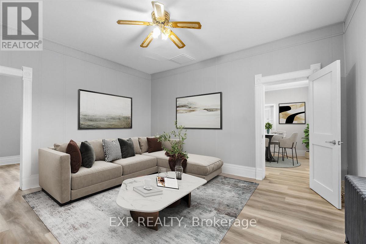 79 Barrie Street E, Bradford West Gwillimbury, Ontario  L3Z 2B7 - Photo 3 - N13079228