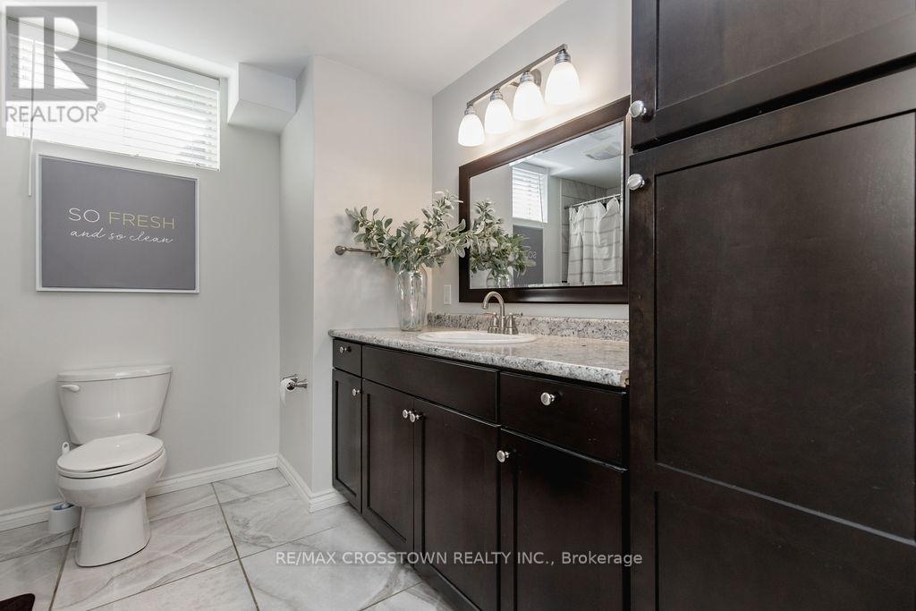 18 Stoneybrook Crescent, Barrie, Ontario  L4N 0A5 - Photo 40 - S13089984