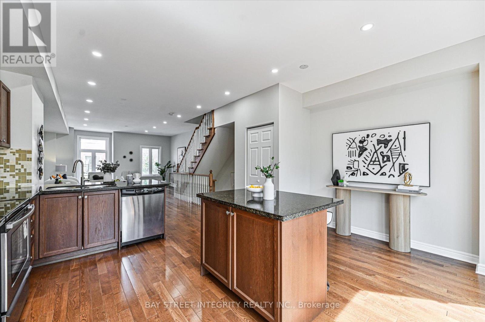 5 Pherrill Mews, Toronto, Ontario  M1M 0B7 - Photo 14 - E13090786
