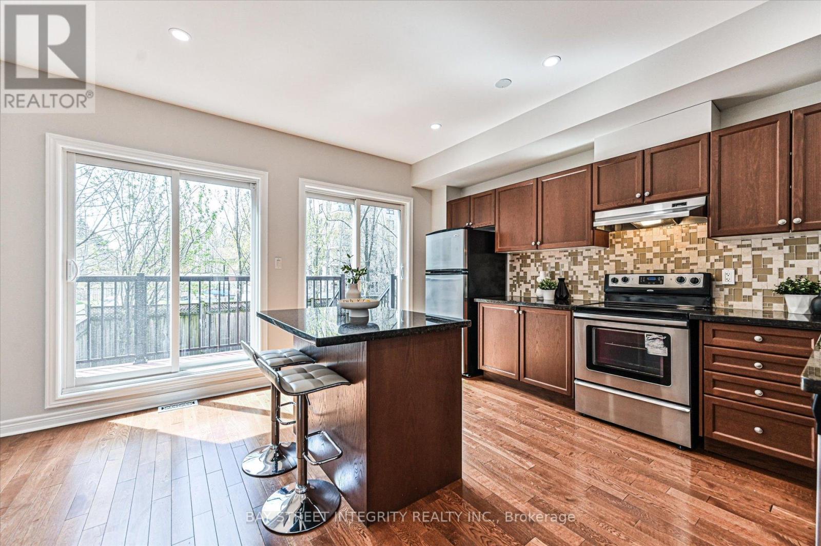 5 Pherrill Mews, Toronto, Ontario  M1M 0B7 - Photo 15 - E13090786
