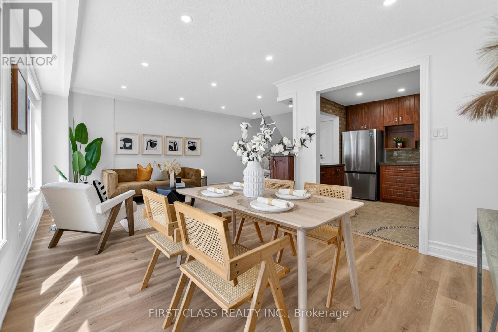 54 Puma Drive, Toronto, Ontario  M1V 1G9 - Photo 12 - E13090814