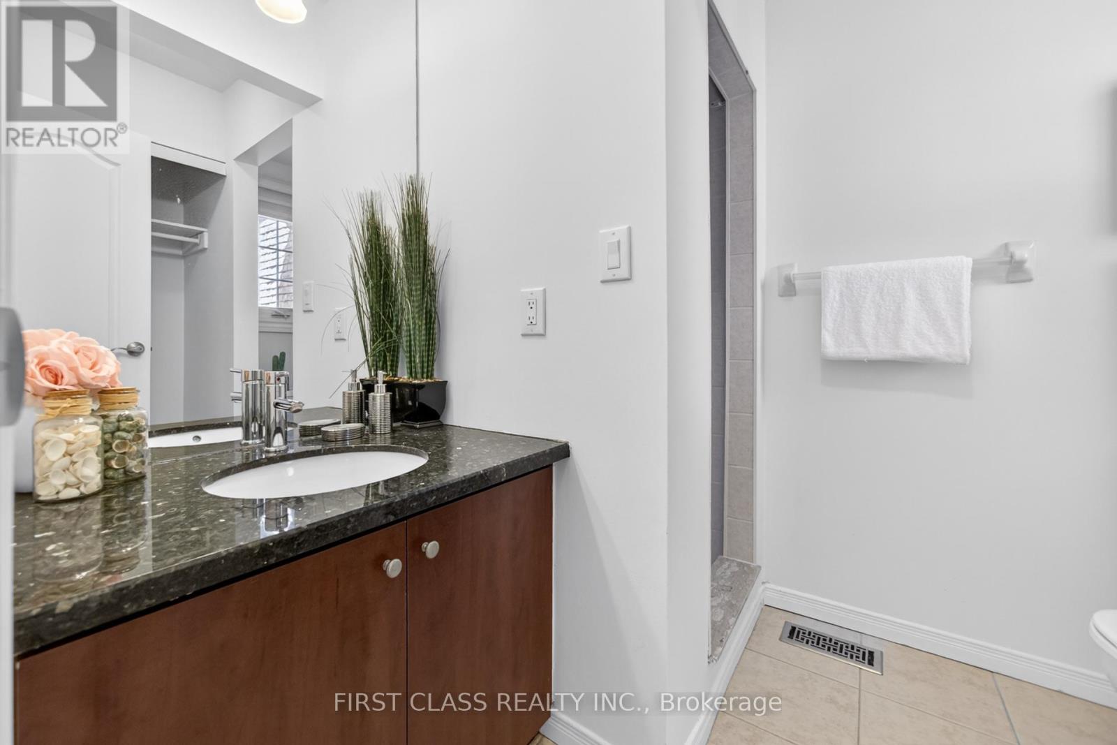 54 Puma Drive, Toronto, Ontario  M1V 1G9 - Photo 25 - E13090814