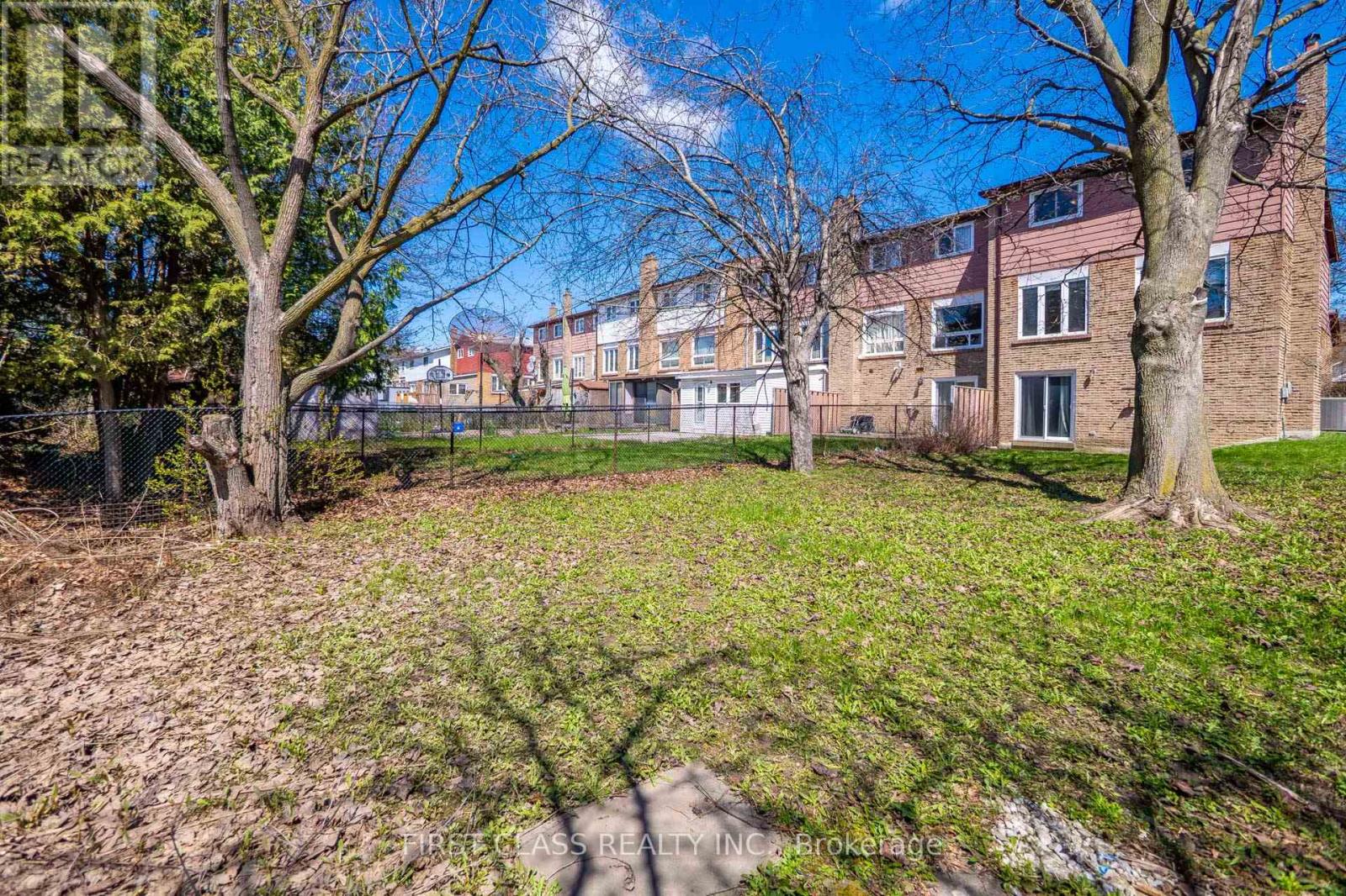 54 Puma Drive, Toronto, Ontario  M1V 1G9 - Photo 44 - E13090814