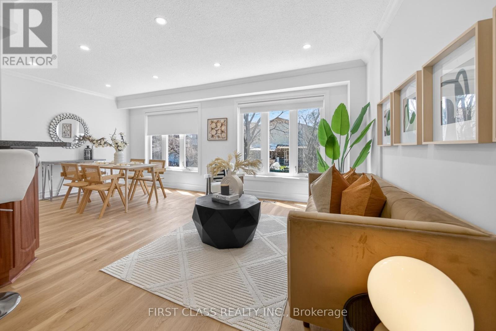 54 Puma Drive, Toronto, Ontario  M1V 1G9 - Photo 5 - E13090814