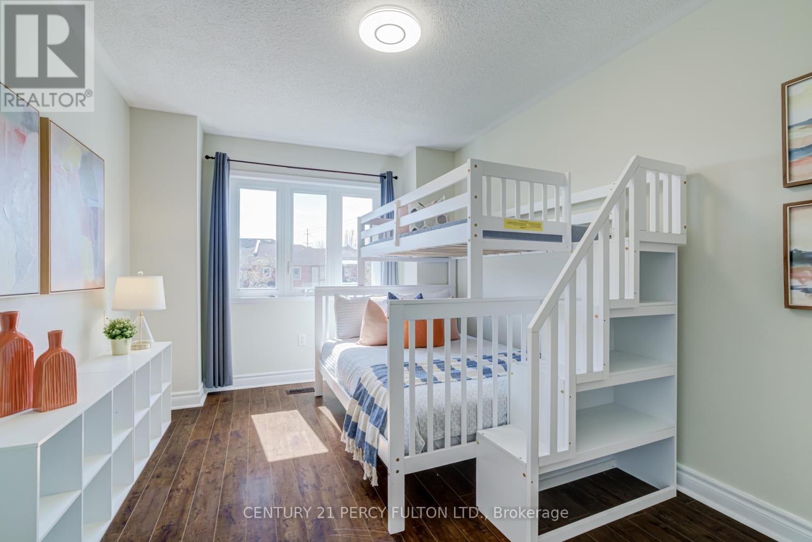 383 Sparrow Circle, Pickering, Ontario  L1V 7E7 - Photo 21 - E13090838