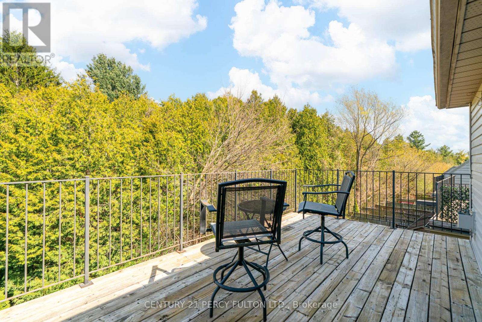 383 Sparrow Circle, Pickering, Ontario  L1V 7E7 - Photo 37 - E13090838