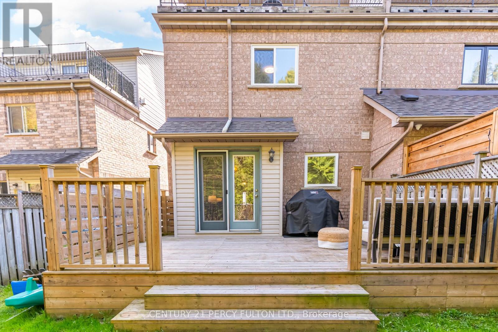 383 Sparrow Circle, Pickering, Ontario  L1V 7E7 - Photo 43 - E13090838