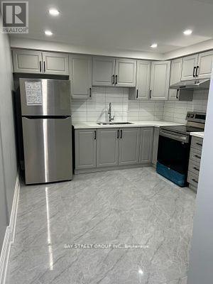 2086 Pharmacy Avenue, Toronto, Ontario  M1W 1H8 - Photo 18 - E13090980
