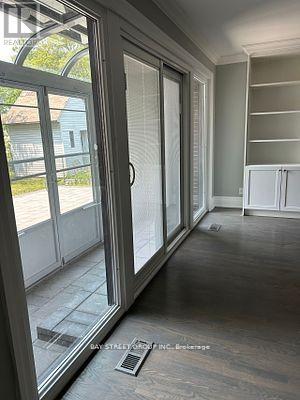 2086 Pharmacy Avenue, Toronto, Ontario  M1W 1H8 - Photo 5 - E13090980