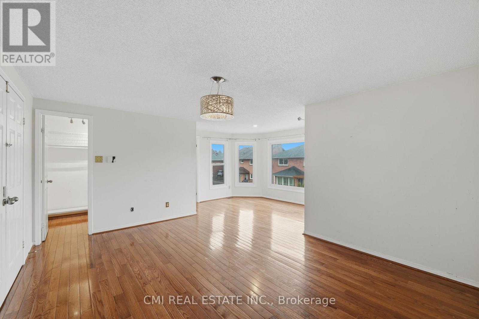 560 Steeple Hill, Pickering, Ontario  L1V 5Z3 - Photo 11 - E13091010