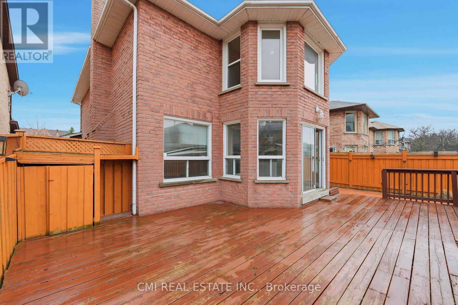 560 Steeple Hill, Pickering, Ontario  L1V 5Z3 - Photo 39 - E13091010