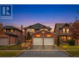 560 STEEPLE HILL, Pickering, Ontario