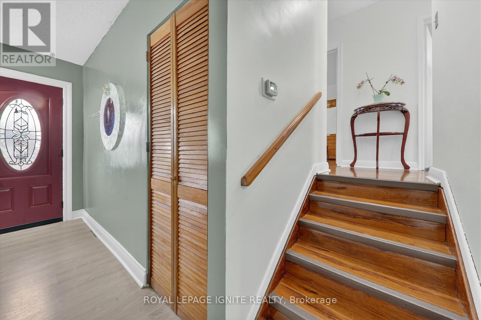 16 Vankirk Road, Toronto, Ontario  M1P 1M7 - Photo 15 - E13091042