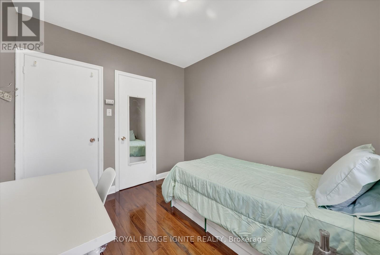 16 Vankirk Road, Toronto, Ontario  M1P 1M7 - Photo 19 - E13091042