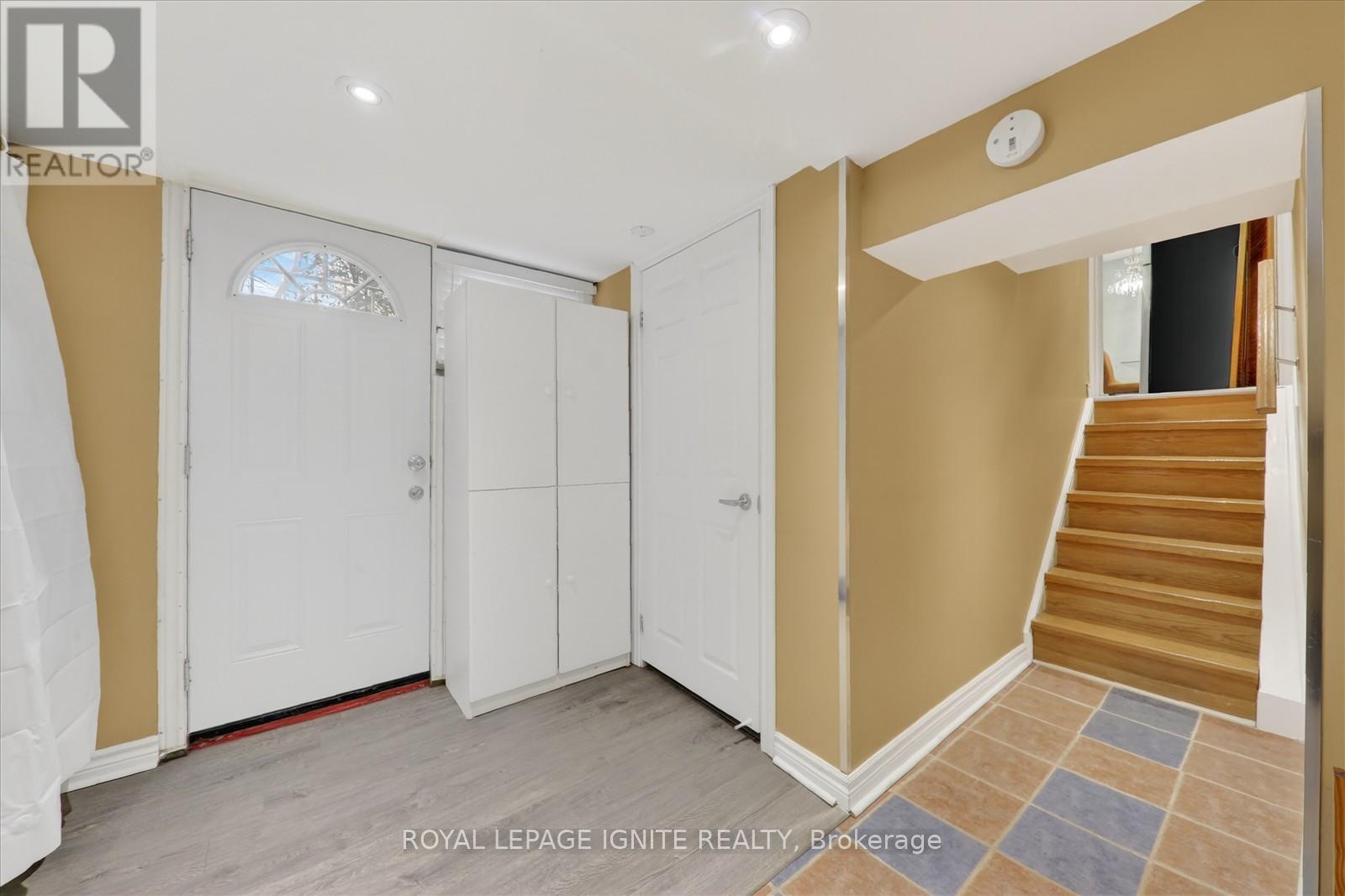 16 Vankirk Road, Toronto, Ontario  M1P 1M7 - Photo 23 - E13091042