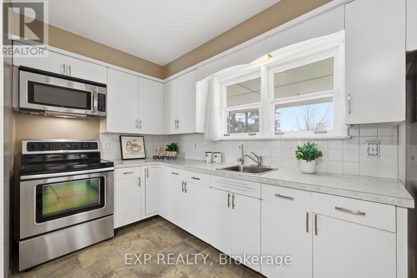 20 Roosevelt Street, Kawartha Lakes, Ontario  K9V 2X7 - Photo 16 - X13033682