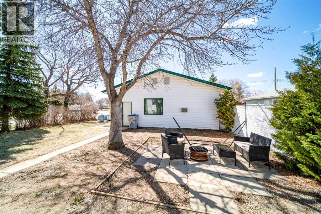 737 9 Avenue, Wainwright, Alberta  T9W 1B9 - Photo 19 - A2308220