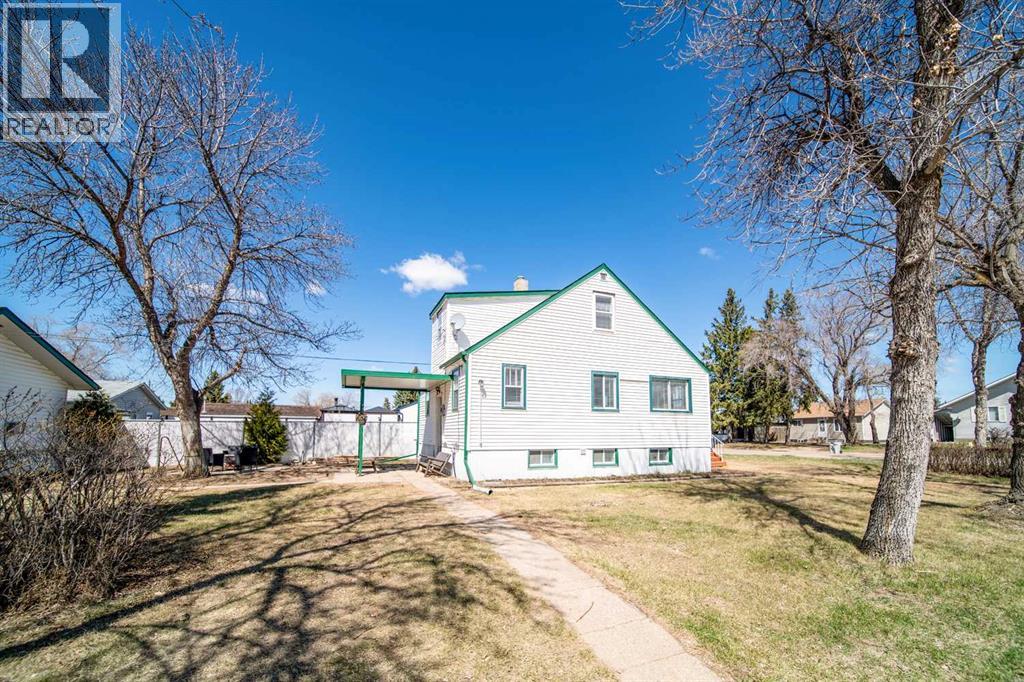 737 9 Avenue, Wainwright, Alberta  T9W 1B9 - Photo 23 - A2308220