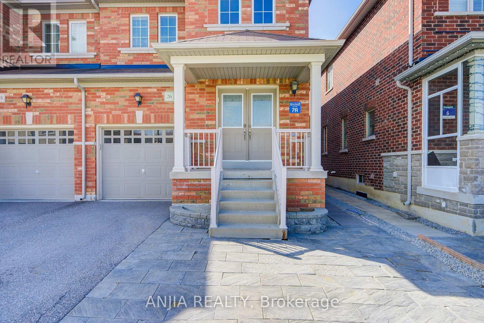 26 Hare Farm Gate, Whitchurch-Stouffville, Ontario  L4A 0Y6 - Photo 2 - N13090892