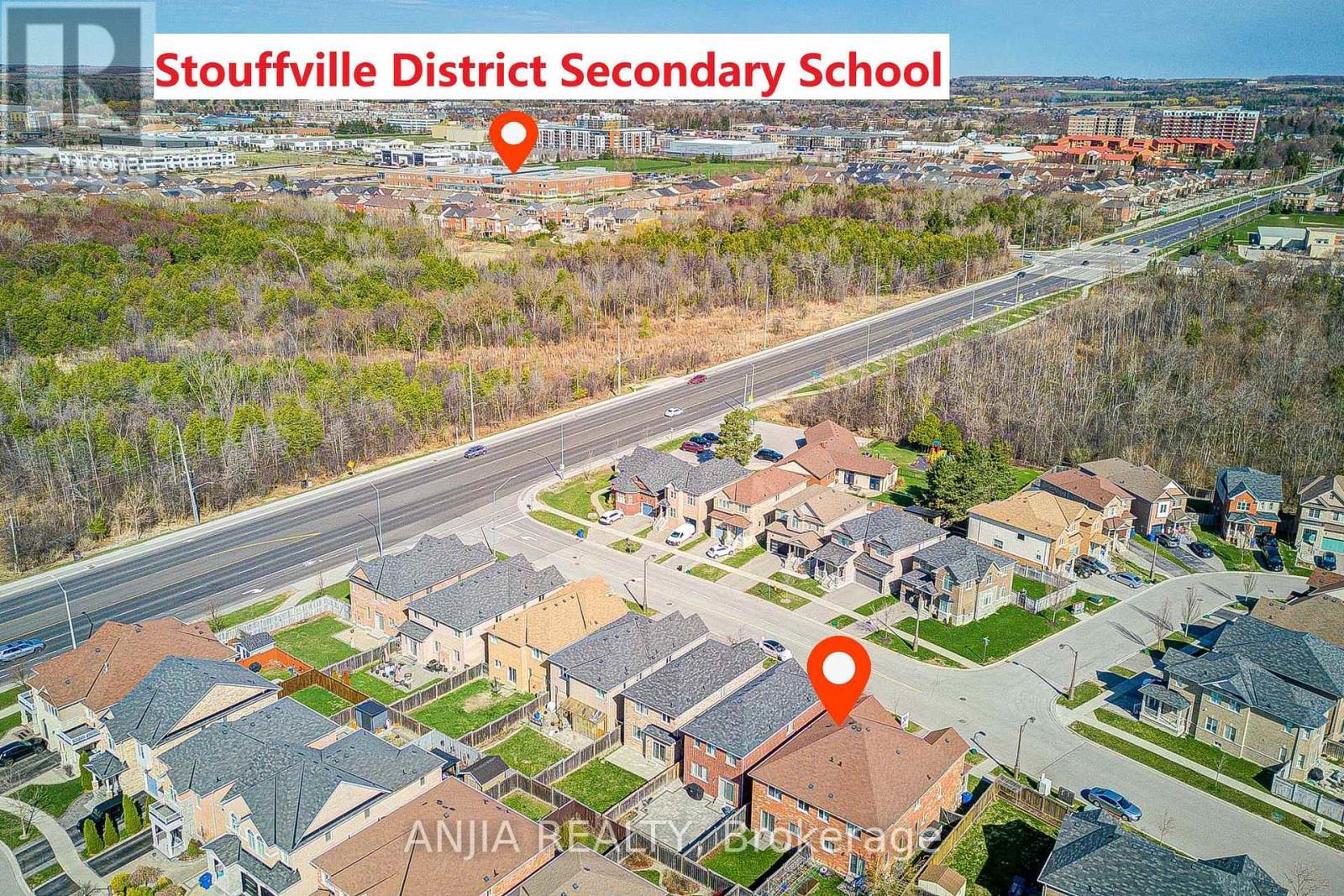 26 Hare Farm Gate, Whitchurch-Stouffville, Ontario  L4A 0Y6 - Photo 4 - N13090892