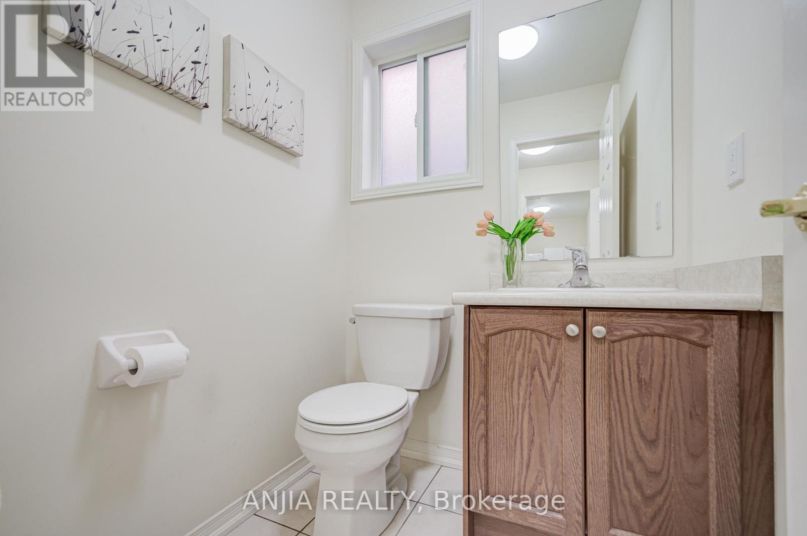 26 Hare Farm Gate, Whitchurch-Stouffville, Ontario  L4A 0Y6 - Photo 6 - N13090892