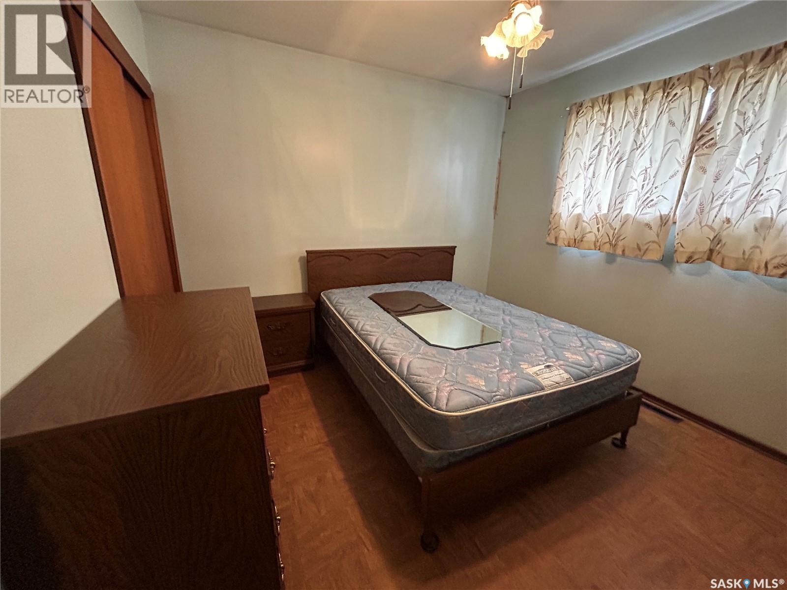 260 Duncan Road, Estevan, Saskatchewan  S4A 0A4 - Photo 14 - SK035085