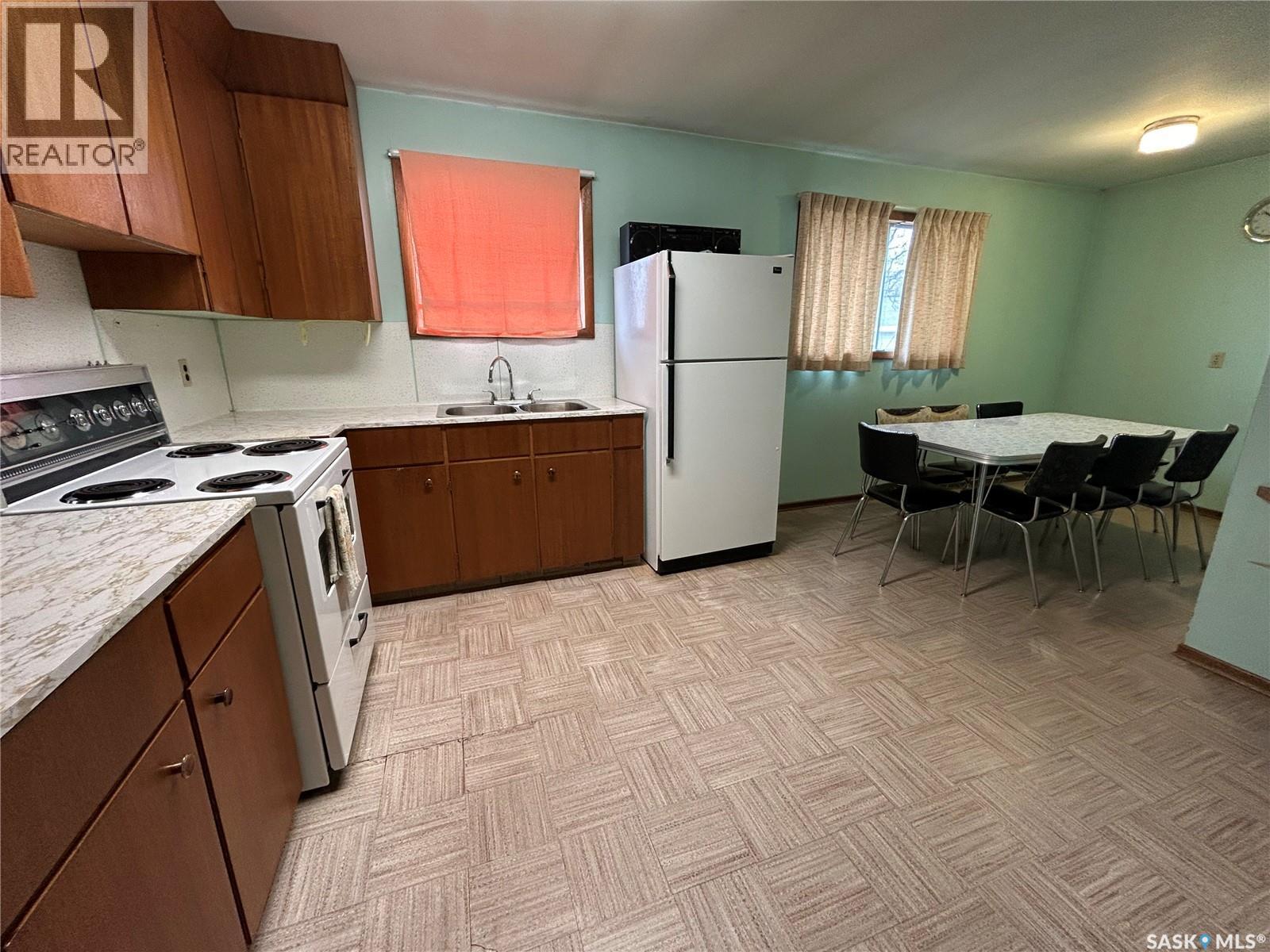 260 Duncan Road, Estevan, Saskatchewan  S4A 0A4 - Photo 7 - SK035085