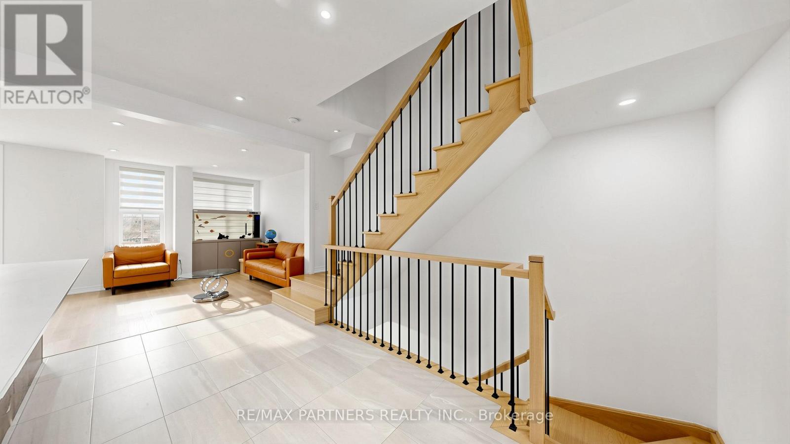 9092 Woodbine Avenue, Markham, Ontario  L3R 0J8 - Photo 22 - N13091048