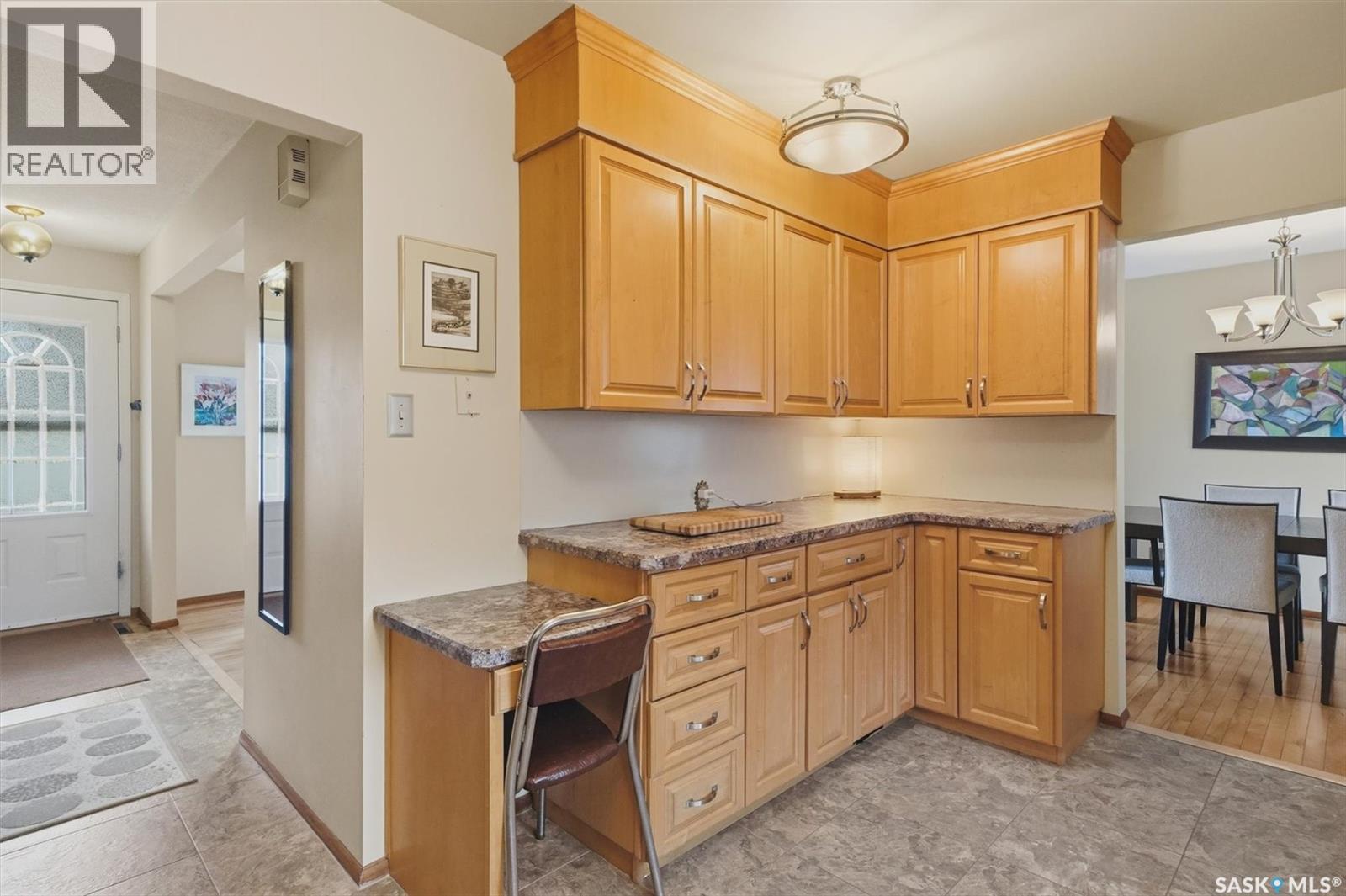 2501 Arlington Avenue, Saskatoon, Saskatchewan  S7J 2J3 - Photo 13 - SK035070