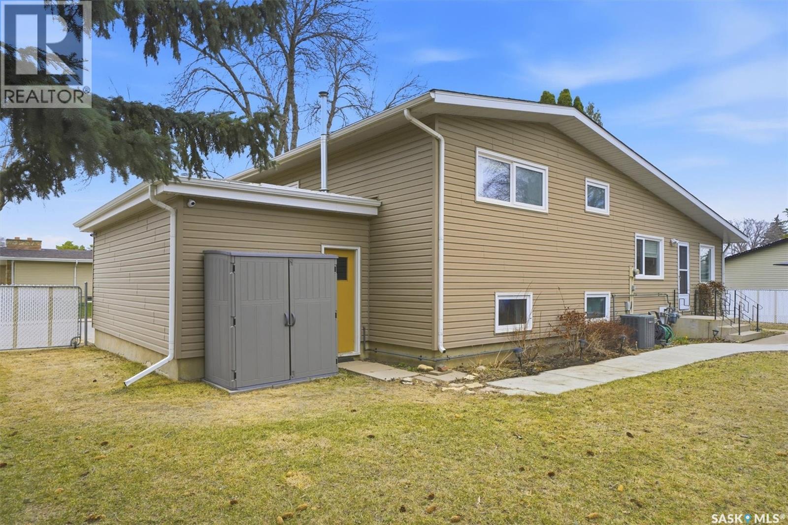 2501 Arlington Avenue, Saskatoon, Saskatchewan  S7J 2J3 - Photo 51 - SK035070
