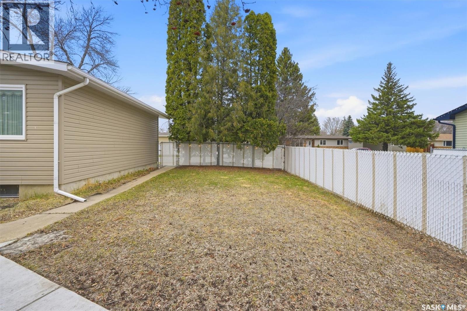 2501 Arlington Avenue, Saskatoon, Saskatchewan  S7J 2J3 - Photo 52 - SK035070
