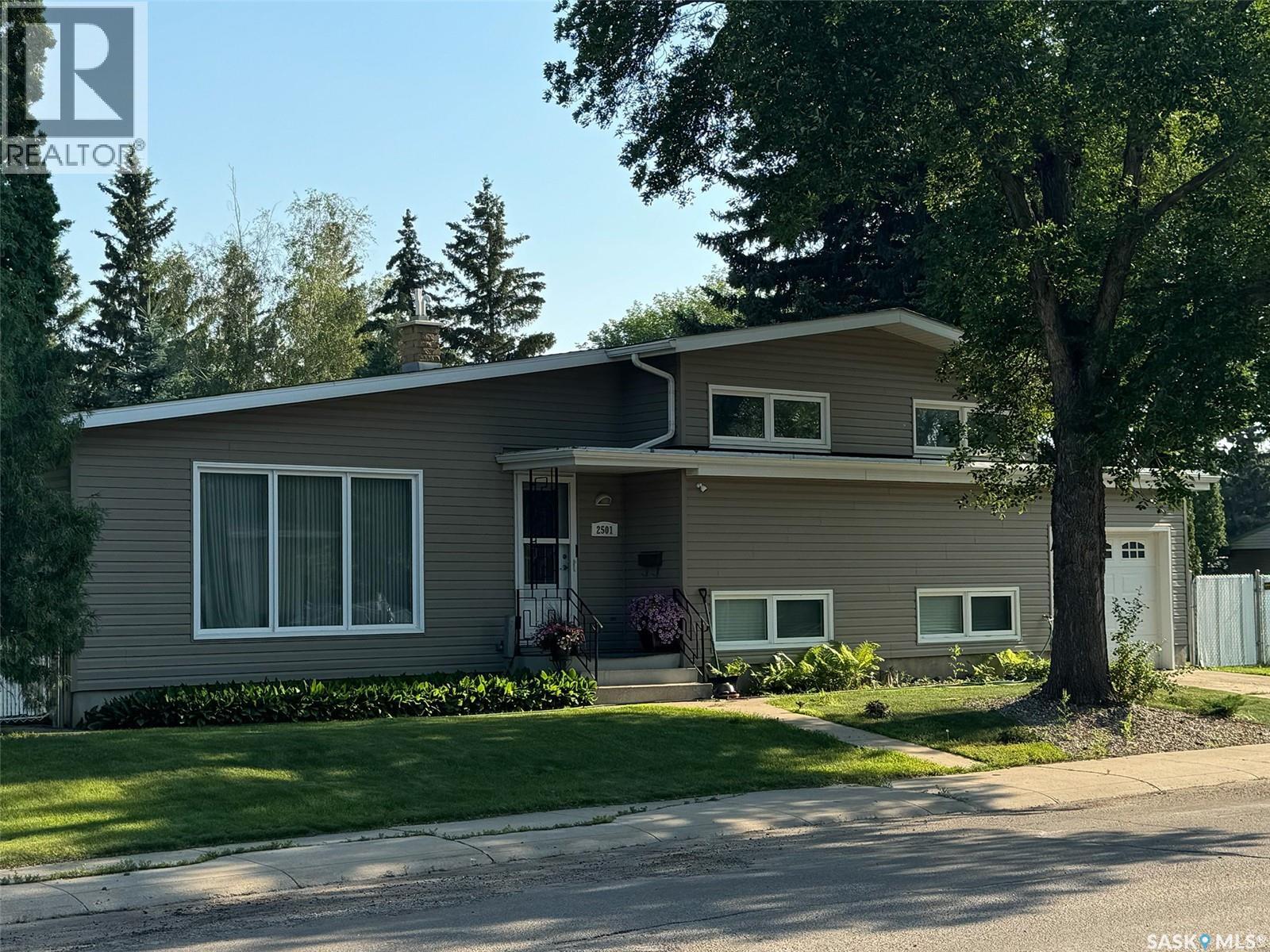 2501 Arlington Avenue, Saskatoon, Saskatchewan  S7J 2J3 - Photo 68 - SK035070