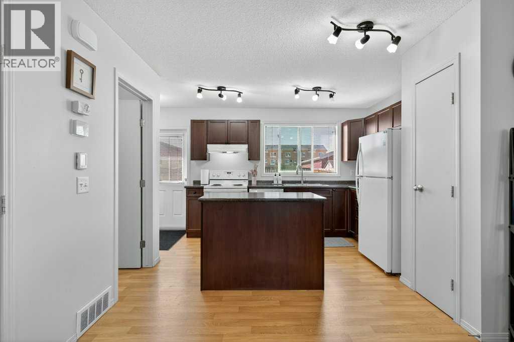 243 Redstone Drive Ne, Calgary, Alberta  T3N 0N4 - Photo 12 - A2297708