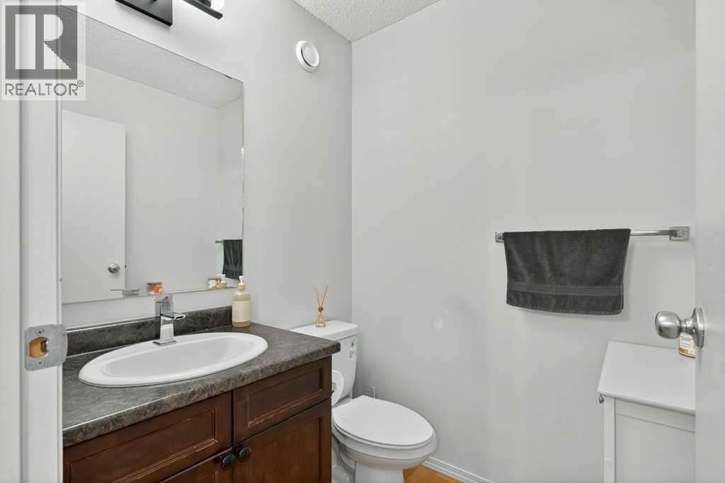 243 Redstone Drive Ne, Calgary, Alberta  T3N 0N4 - Photo 19 - A2297708
