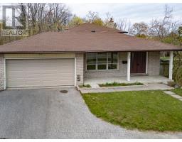 44 MARSHALL STREET, Barrie, Ontario
