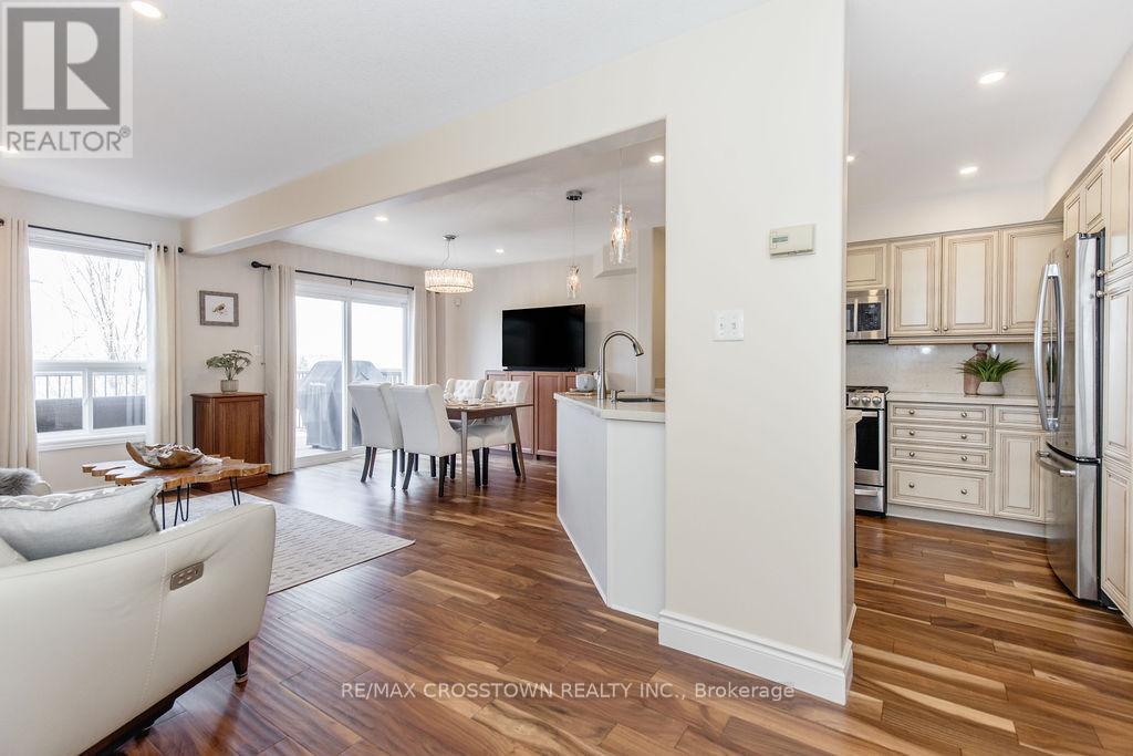 324 Cundles Road E, Barrie, Ontario  L4M 7E5 - Photo 8 - S13090910