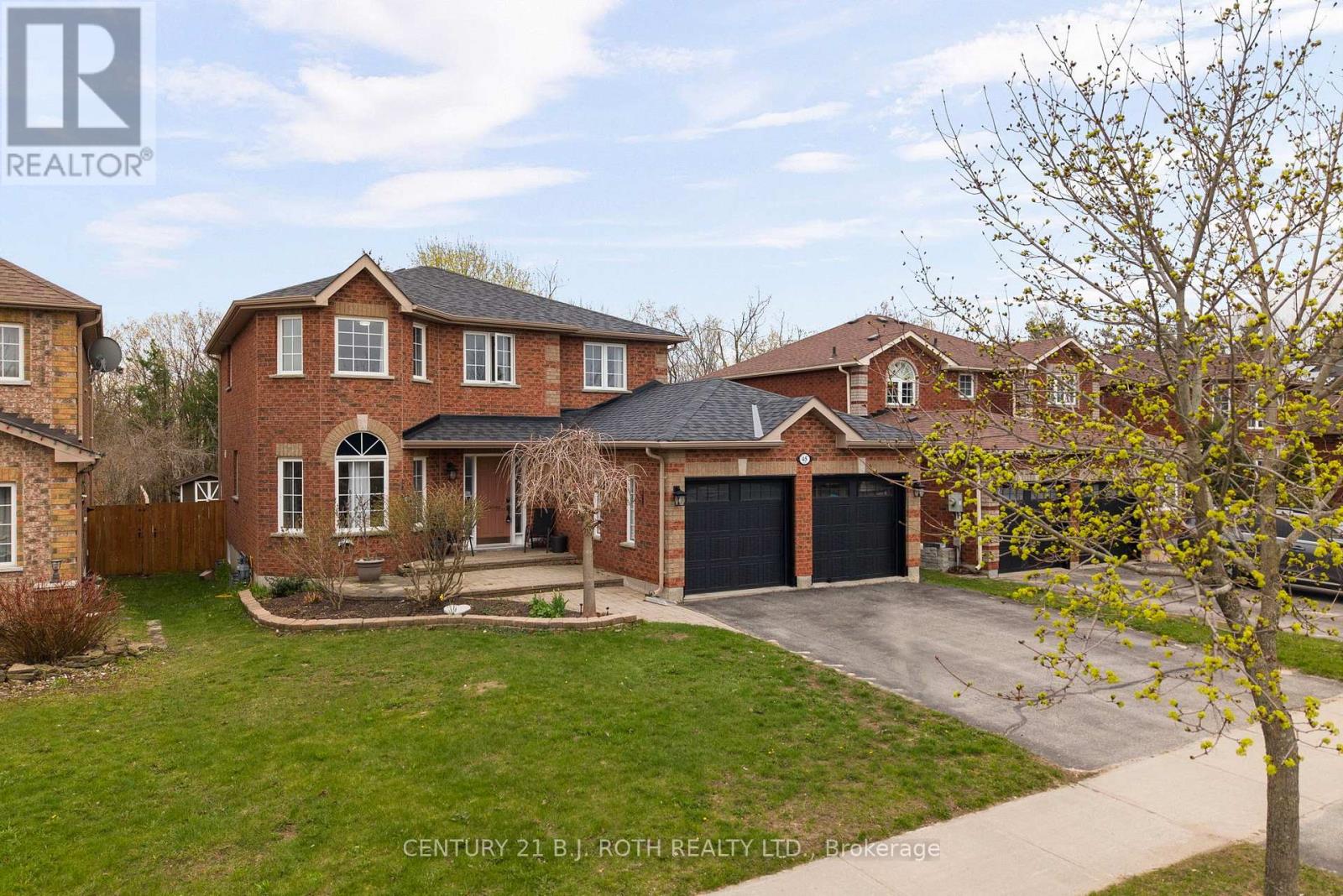 45 WHITE ELM ROAD, Barrie, Ontario