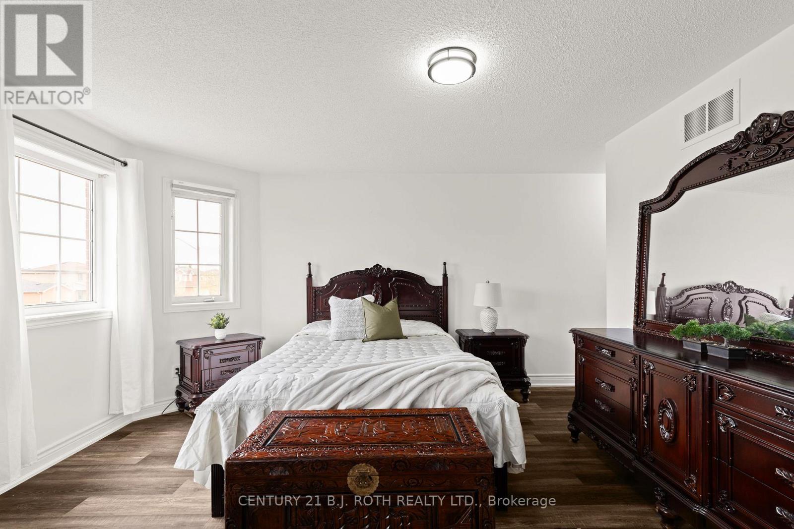 45 White Elm Road, Barrie, Ontario  L4N 0E5 - Photo 12 - S13090938