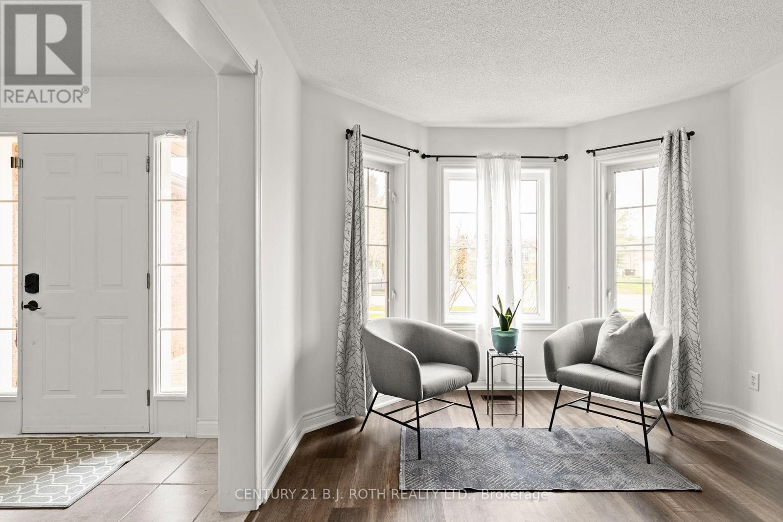 45 White Elm Road, Barrie, Ontario  L4N 0E5 - Photo 4 - S13090938