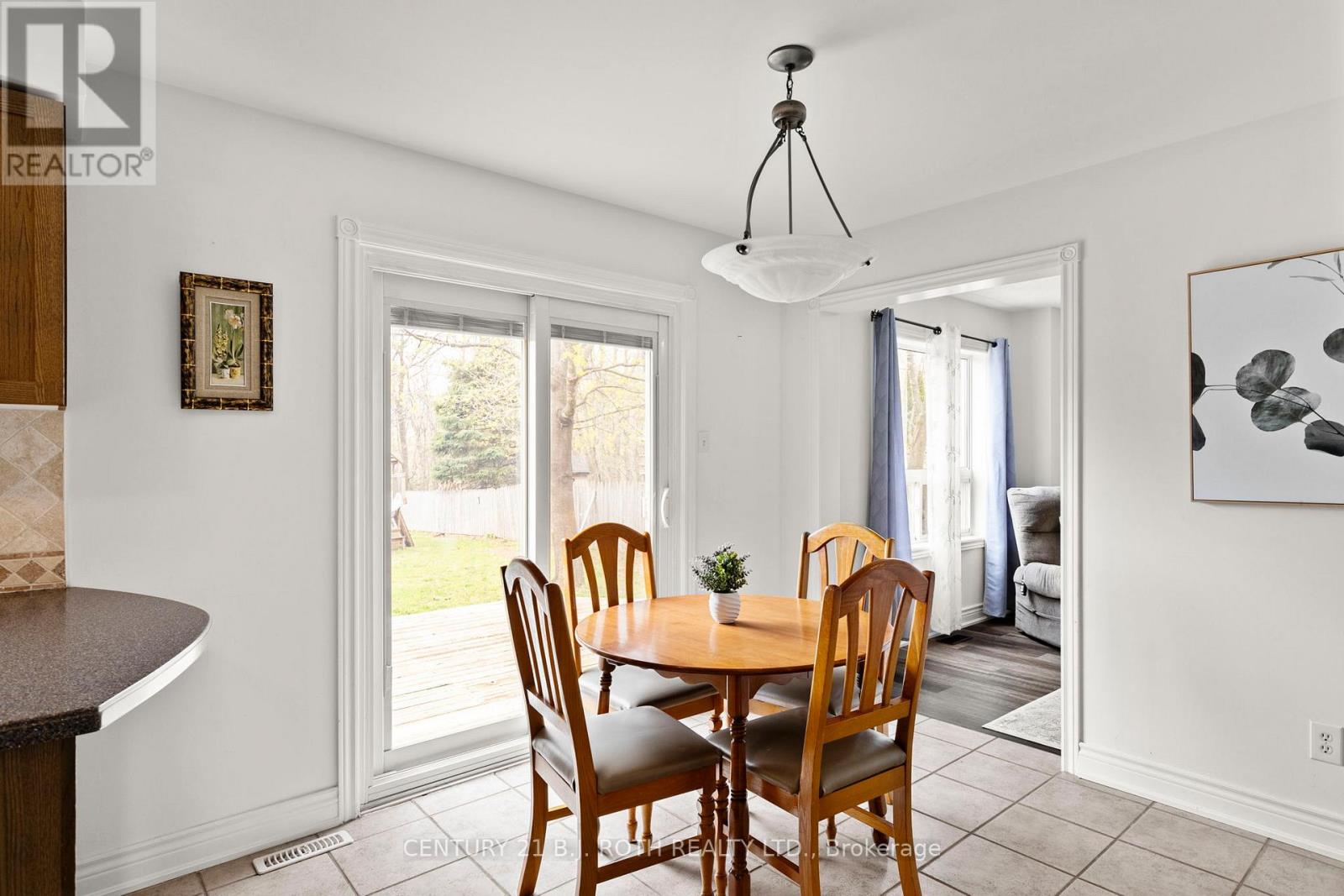 45 White Elm Road, Barrie, Ontario  L4N 0E5 - Photo 9 - S13090938