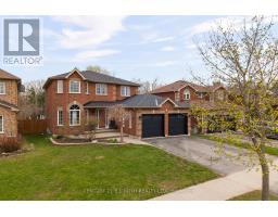 45 WHITE ELM ROAD, Barrie, Ontario