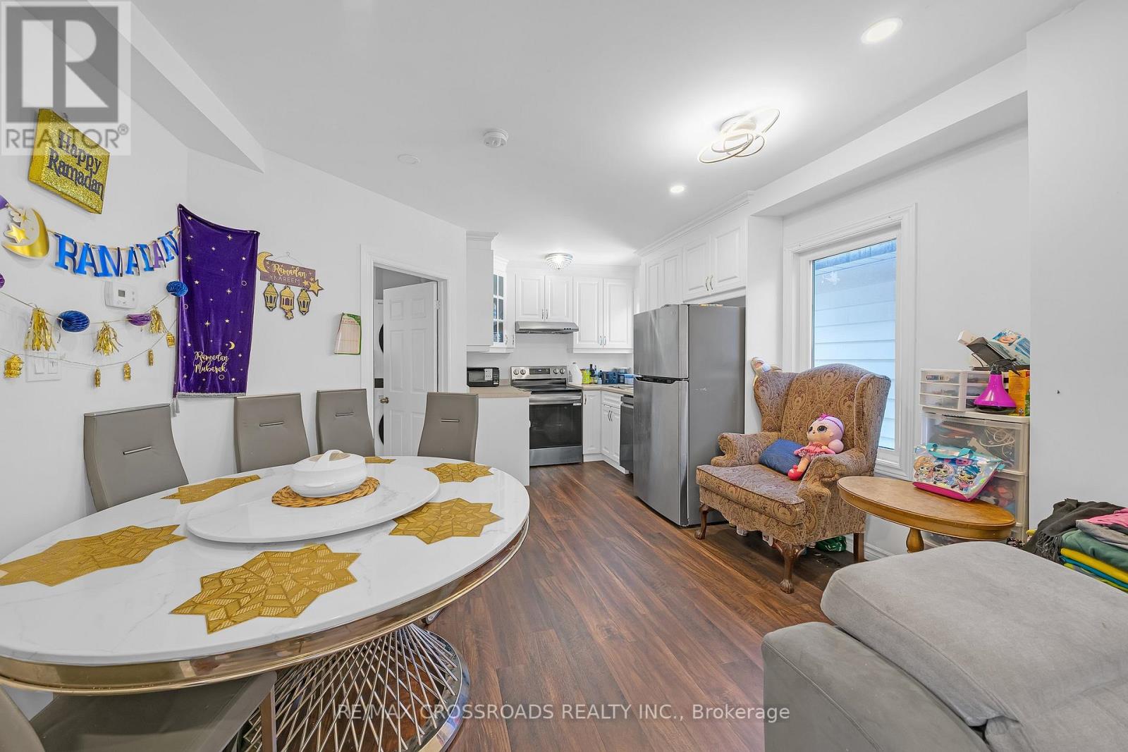 111 Elgin Street W, Oshawa, Ontario  L1G 1S5 - Photo 10 - E13083868