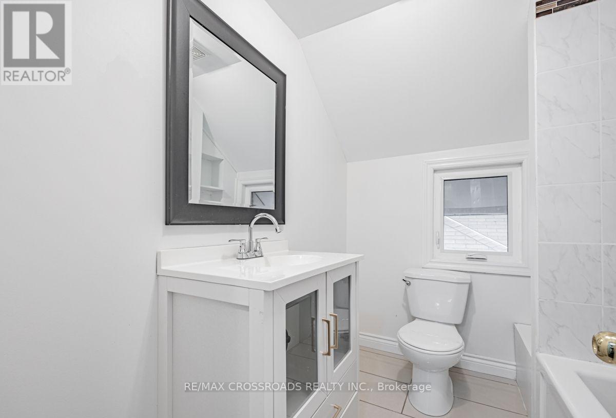 111 Elgin Street W, Oshawa, Ontario  L1G 1S5 - Photo 25 - E13083868
